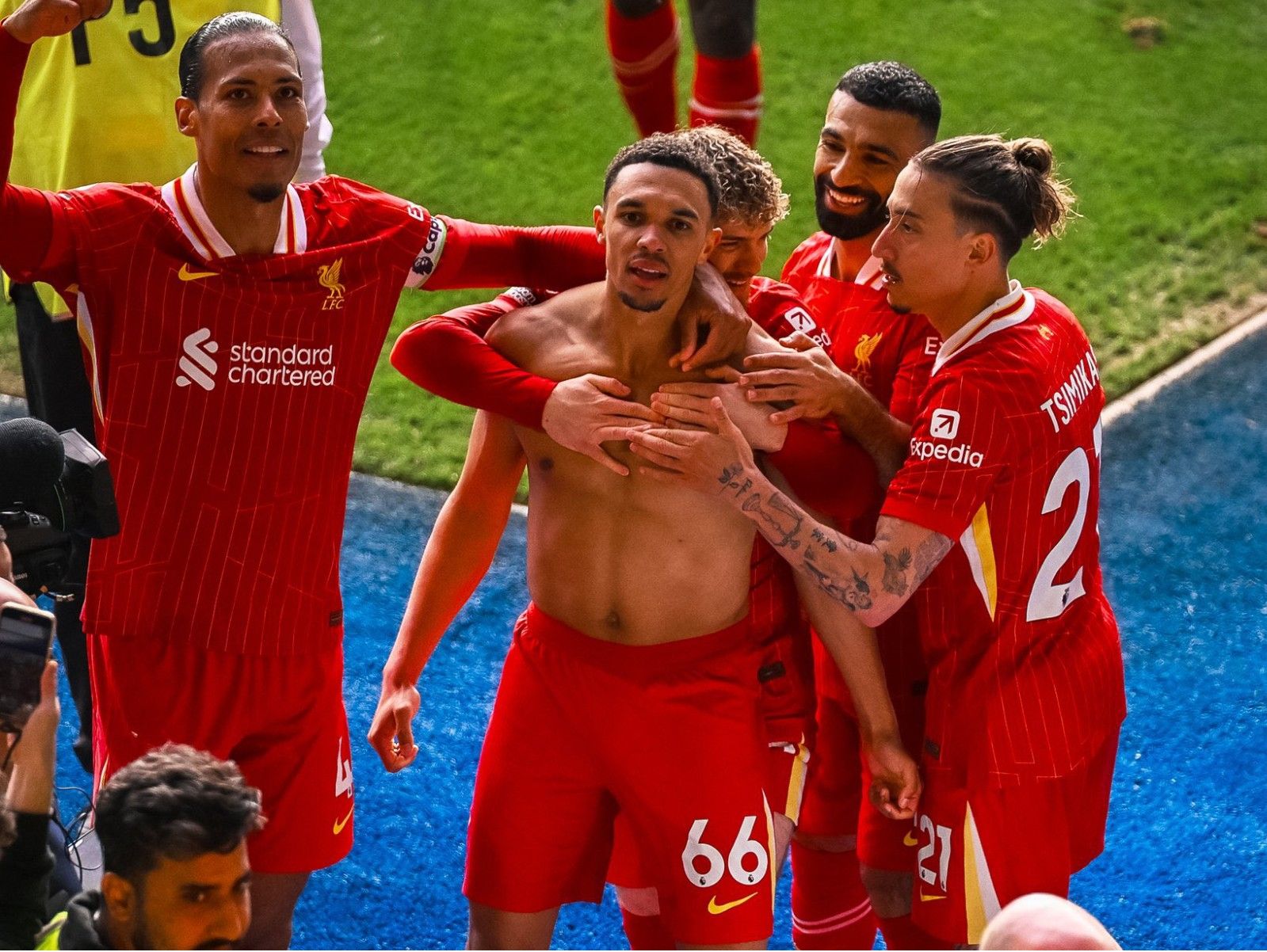 Liverpool giành chiến thắng để duy trì lợi thế 13 điểm so với Arsenal và có thể giành chức vô địch miễn là họ đánh bại Tottenham ở vòng tiếp theo