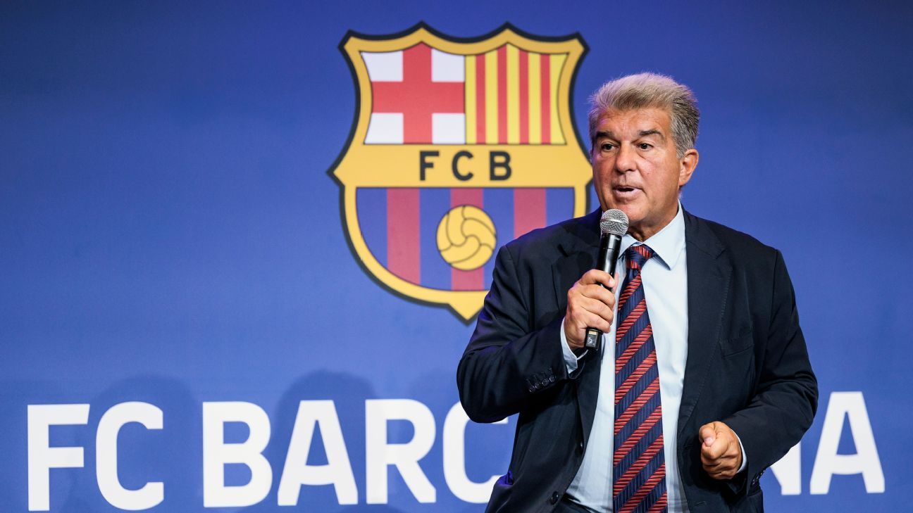 Laporta: Trận lượt về sẽ không dễ dàng vì đã dẫn trước bốn bàn, chúng tôi biết sức mạnh của Dortmund