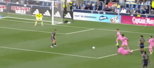 ⚽Hiệp 1 MLS: Sullivan và Barib ghi bàn, Philadelphia Union tạm thời dẫn trước Miami International 2-0
