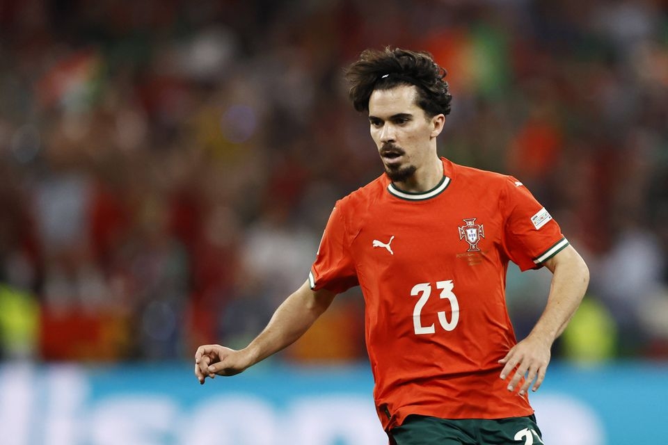 Vitinha: Cạnh tranh cho Quả bóng vàng? Tôi không nghĩ về điều đó. Điều quan trọng nhất là danh dự tập thể.