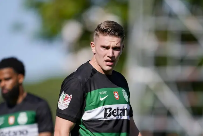 DO: Arsenal và Sporting CP sắp đạt được thỏa thuận về việc chuyển nhượng Džekeres, với tổng giá trị là 73,5 triệu euro
