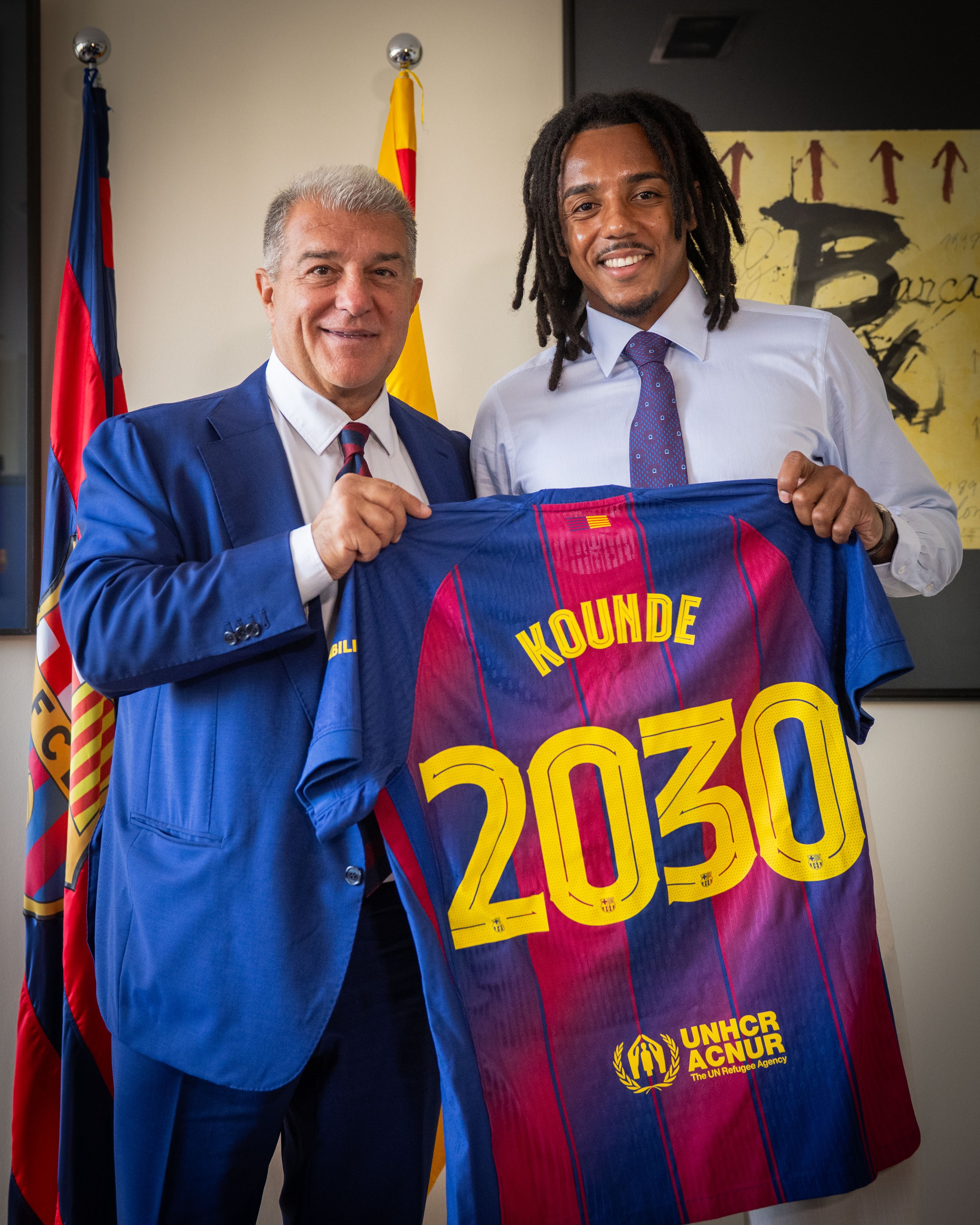 Kounde: Tôi rất tự hào khi được gia hạn hợp đồng với Barcelona. Chiến thắng ở giải vô địch là động lực cho tôi mỗi ngày.