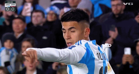 Vòng loại World Cup Hiệp một: Messi ghi bàn, Người Nhện kiến ​​tạo, Argentina 1-0 Venezuela