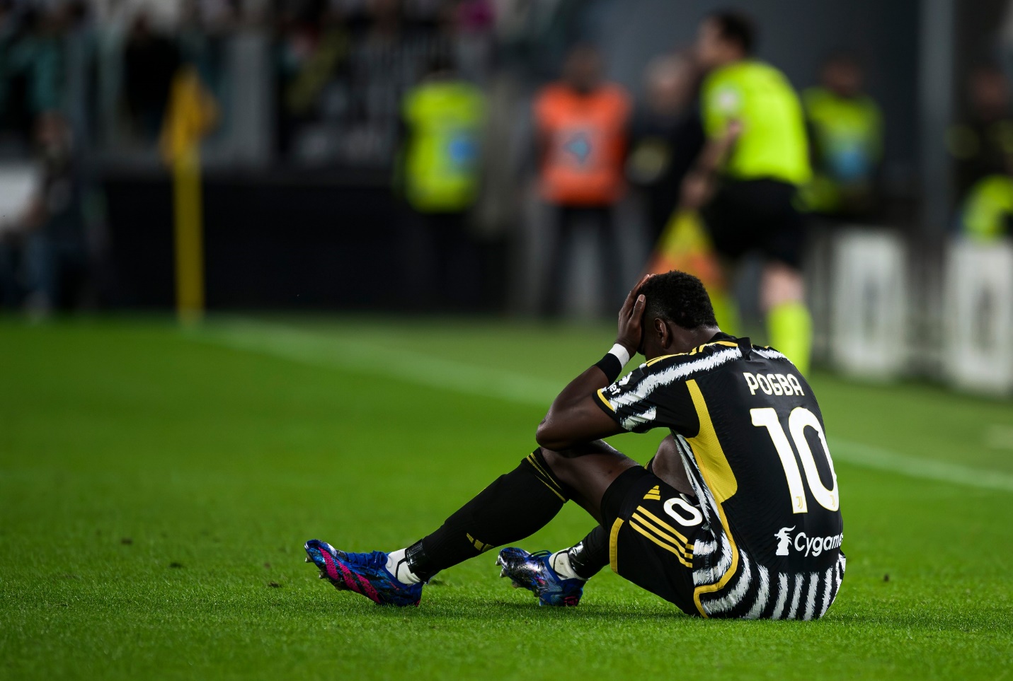 Paul Pogba: Khoảng cách xa vời giữa hiện thực và kì vọng